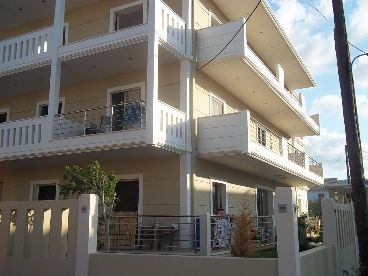 Markelia Apartments Lefkada Buitenkant foto