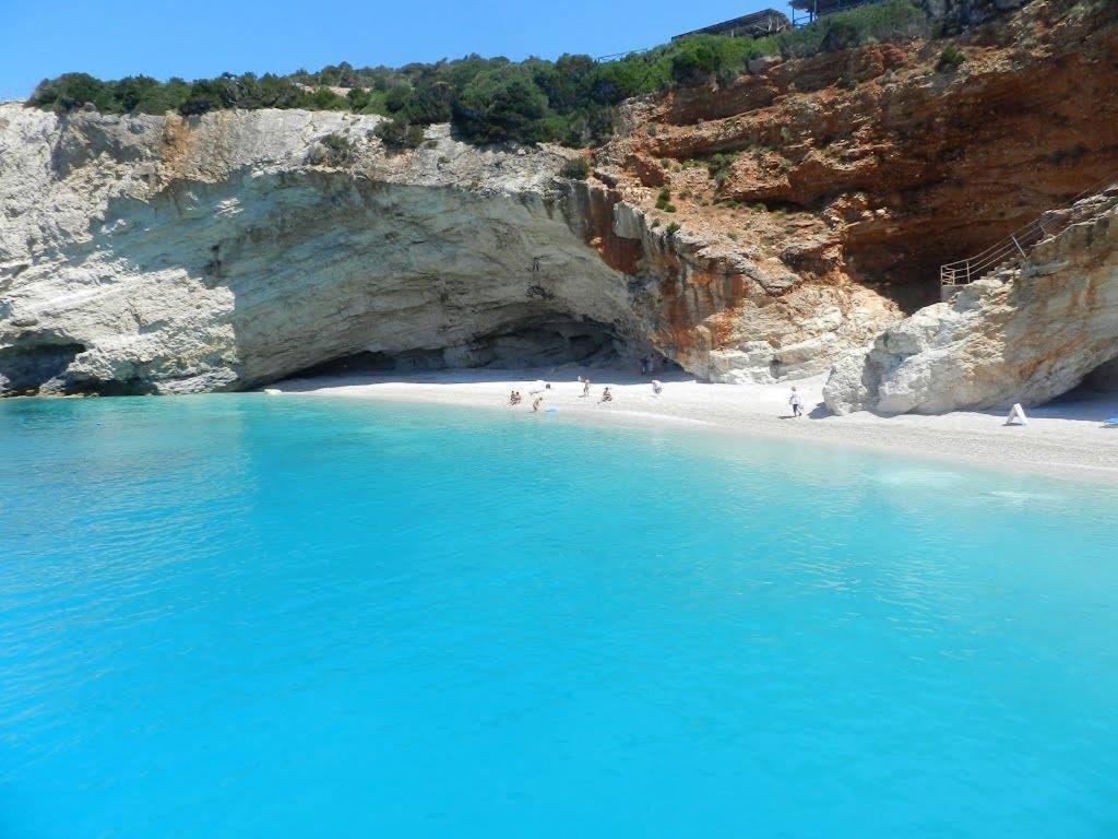 Markelia Apartments Lefkada Buitenkant foto